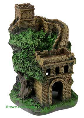 Ruine de ch�teau moyen�geux - - L 8,5 x P 9 x H 14,5 cm