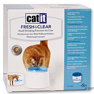 http://www.zooplus.fr/bilder/fontaine/eau/catit/pour/chats/et/petits/chiens/1/300/66333_hagen_catit_1.jpg